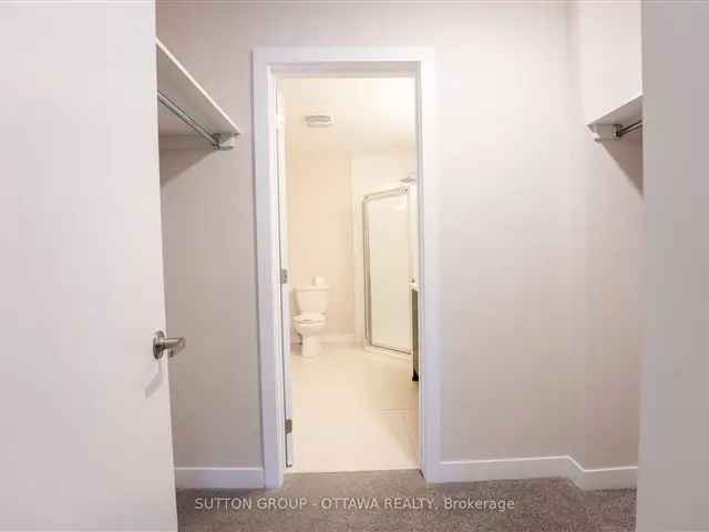 Townhouse For Rent in Ottawa, Ontario