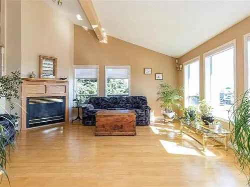 4 Bed 3 Bath Home in Nanaimo College Heights Ocean Views