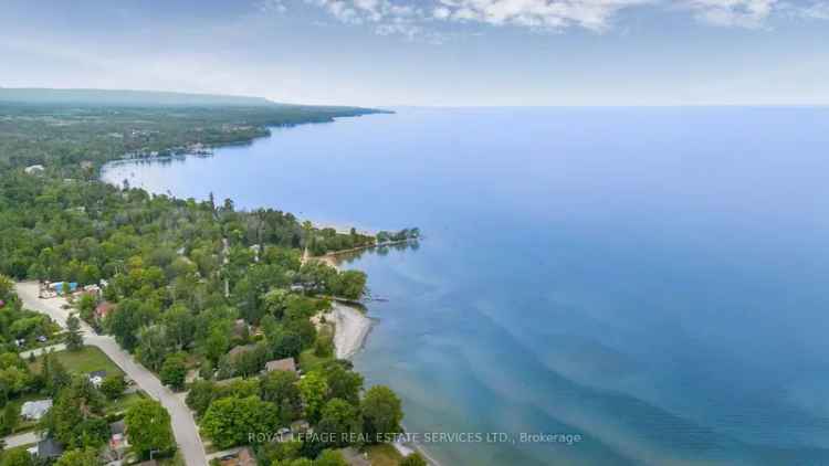 House For Sale in Wasaga Beach, Ontario