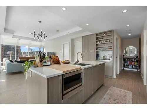 Luxury 2-Bedroom Condo in Calgary's Royal Building
