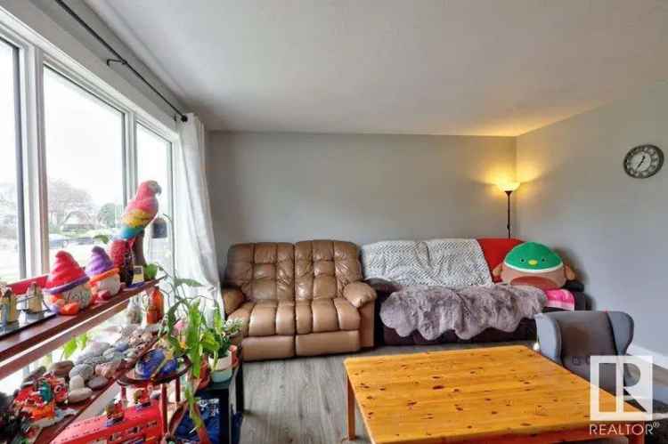 Fully Renovated Bungalow with Legal Basement Suite