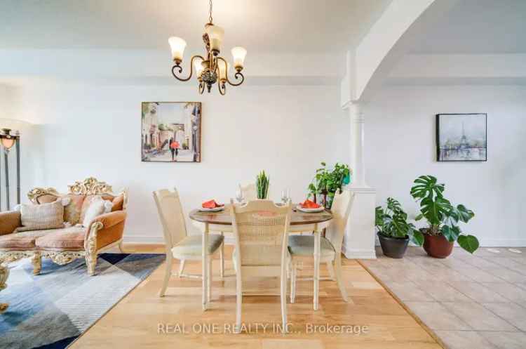 2000Sf Freehold Townhouse in Bayview Wellington