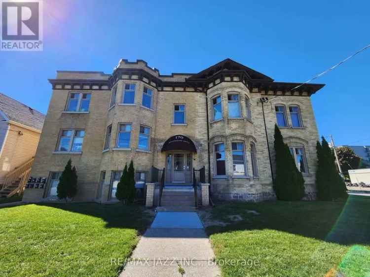 12 Plex in Downtown Oshawa 5 Cap Rate All Brick