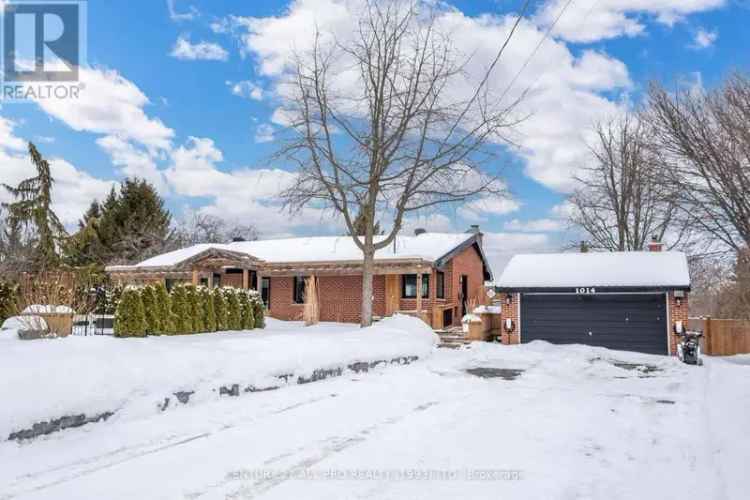 Custom Brick Bungalow with Guest Unit and Golf Course Views