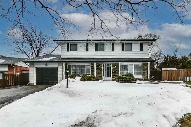 House For Sale in Oshawa, Ontario