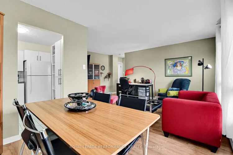 Condo For Sale in Oshawa, Ontario