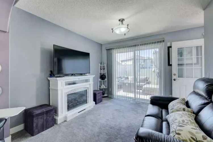 House For Rent in Airdrie, Alberta