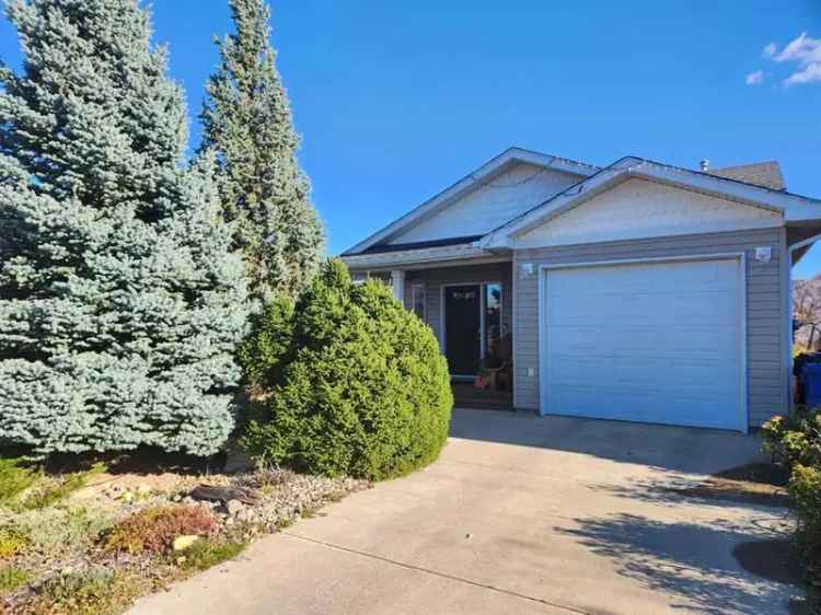 House For Rent in Lethbridge, Alberta