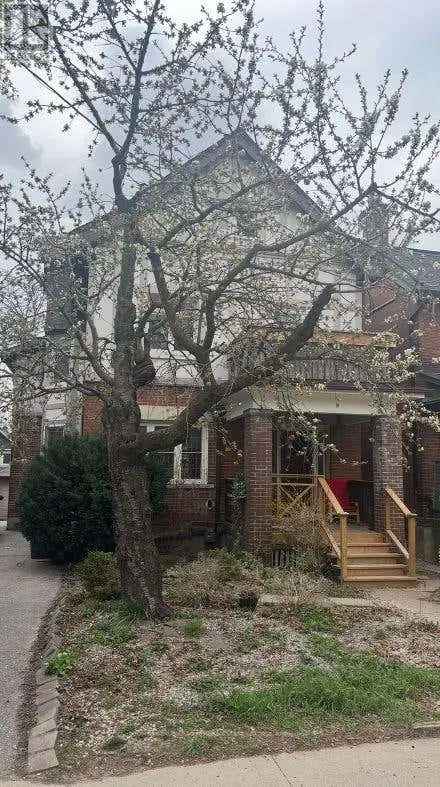 4 Unit Duplex Plus Buildable Lot Hillcrest Whychwood High Rental Income
