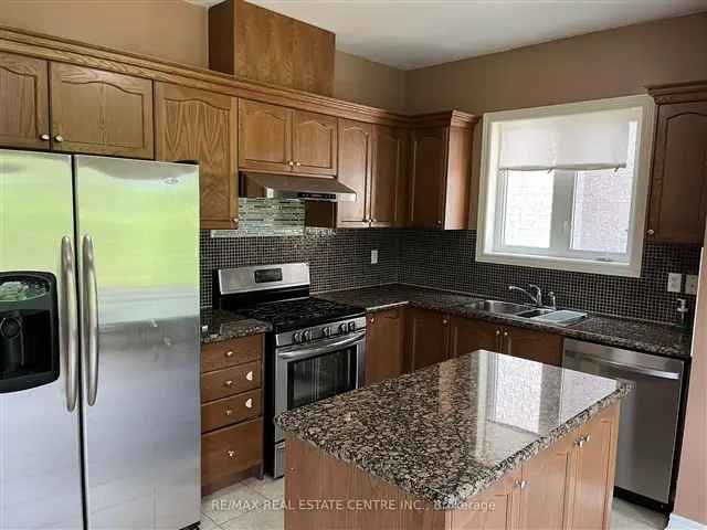 House For Rent in 51, River Heights Drive, Brampton, Ontario