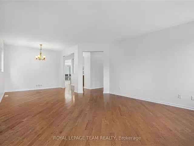 House For Sale in 235, Huntsville Drive, Ottawa, Ontario