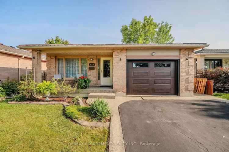 Hamilton 4-Level Backsplit 3 1 Bedrooms 2 Baths Family Home