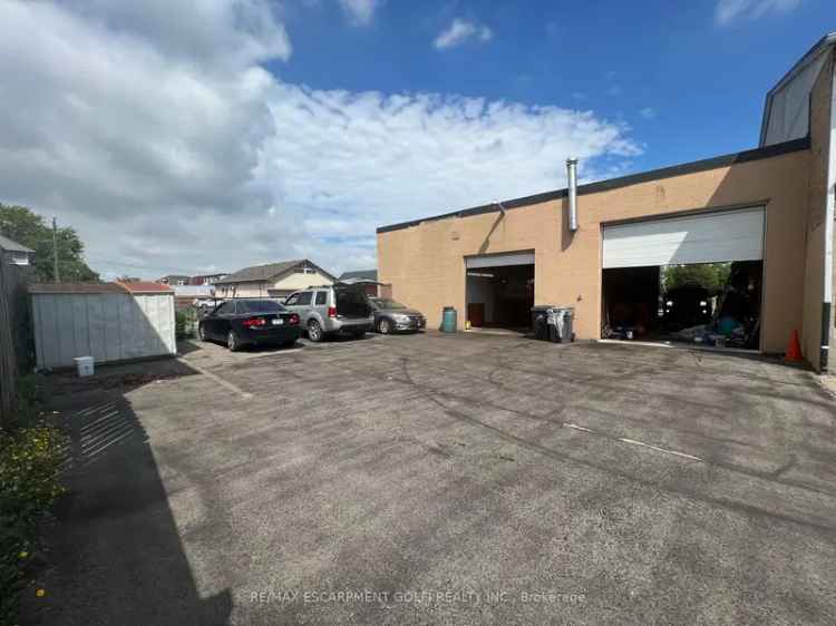 Commercial property For Sale in North Dundas, Ontario