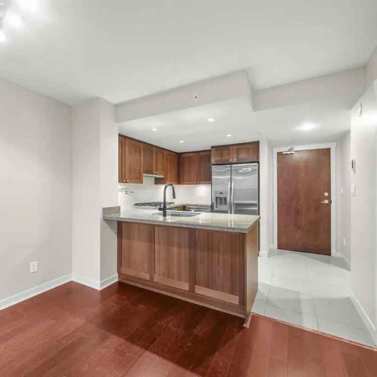 Luxury 1-Bedroom Condo in Richmond Garden City