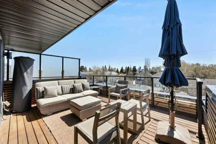 Luxury Custom Home in Mount Pleasant Calgary