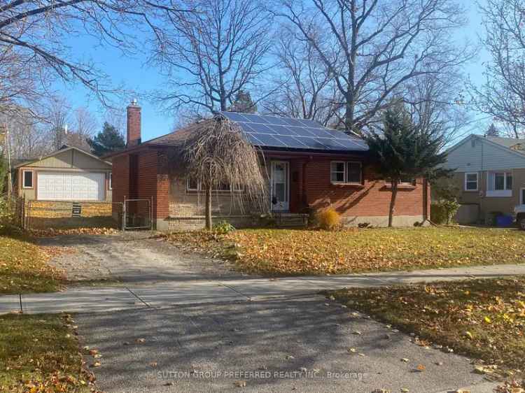 House For Sale in Toronto, Ontario