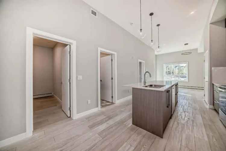 Skyview Ranch Main Floor Corner Suite 2 Bed 2 Bath
