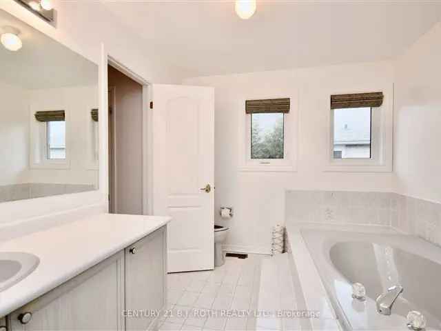 House For Sale in Barrie, Ontario