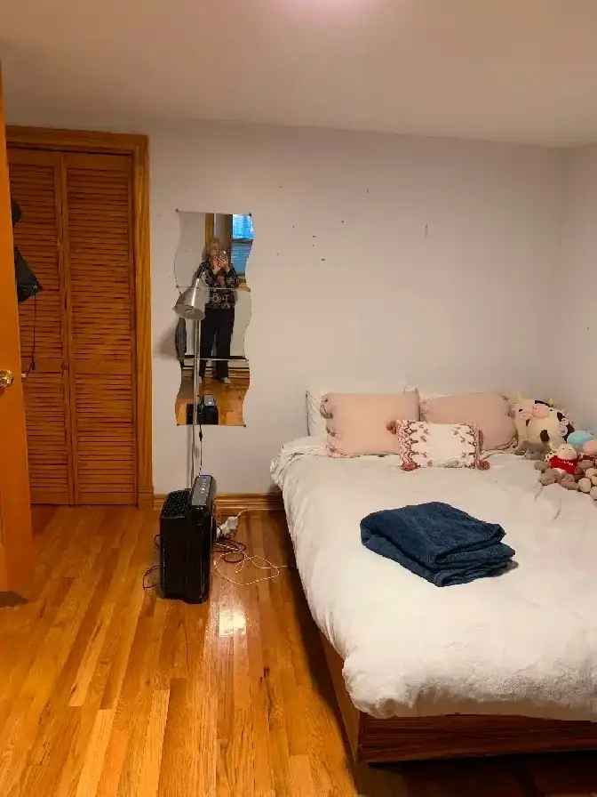 2 Bedroom Furnished Apartment for McGill Students May 1st 2025