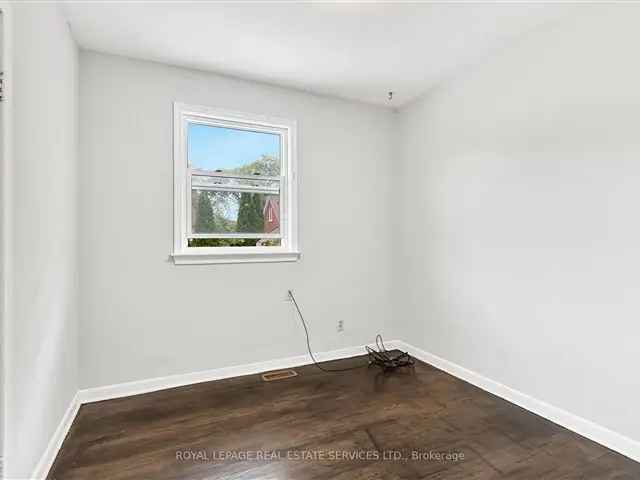 House For Sale in St. Catharines, Ontario