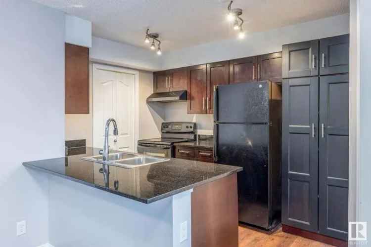 Cozy 2-Bed Condo in Rutherford - New Flooring - Pet Friendly