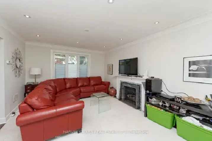 3 Bedroom 2 Bathroom Detached Home with Finished Basement