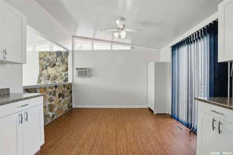 Updated 4-Bedroom Bungalow in Viscount