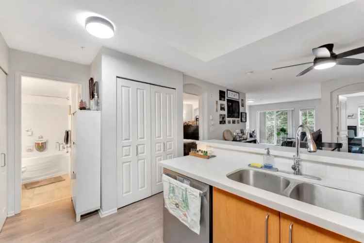 2 Bed 2 Parking Condo Near Lougheed Town Centre