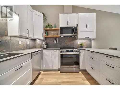 4 Bed 4 Bath Townhome in Highgate Complex