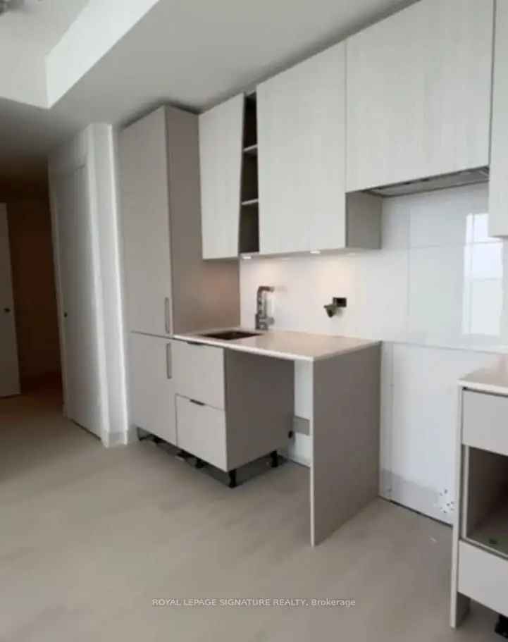 Buy 2 Bedroom Condo in M City Near Square One Shopping Centre