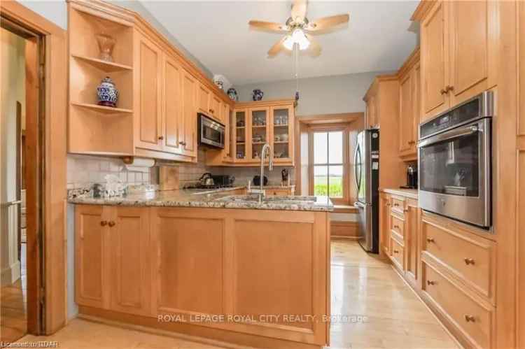 House For Sale in Centre Wellington, Ontario