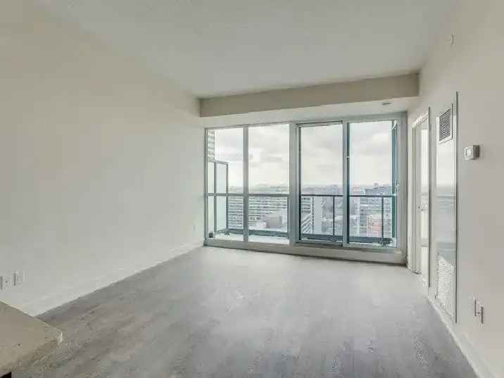 1 Bed Condo Yonge Eglinton Crosstown LRT