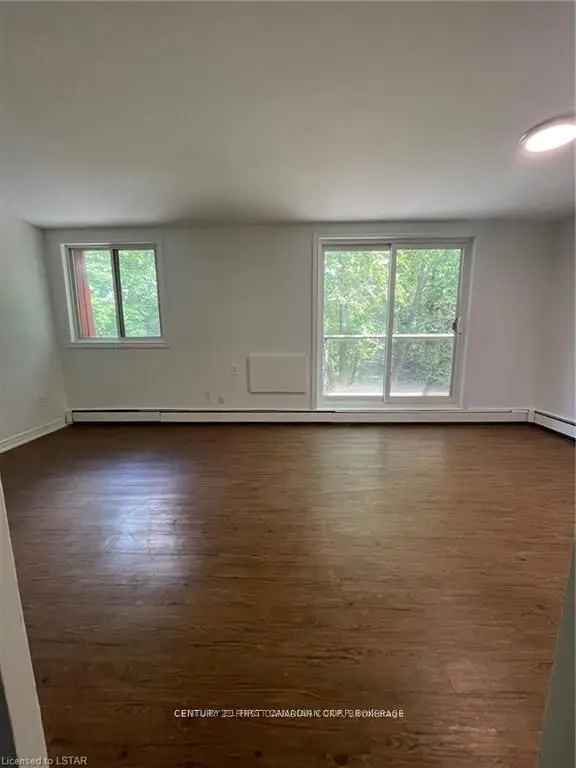 Condo For Rent in Strathroy-Caradoc, Ontario