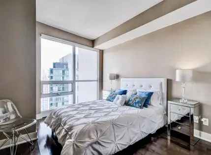 2 rooms apartment of 150 m² in Toronto