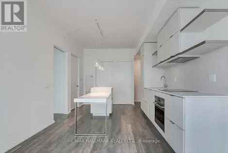 2 rooms apartment of 352 m² in Toronto