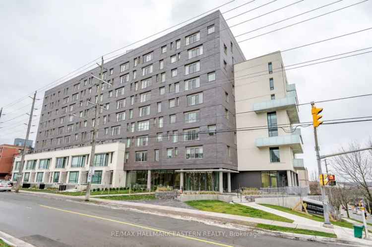 Condo For Sale in Hamilton, Ontario