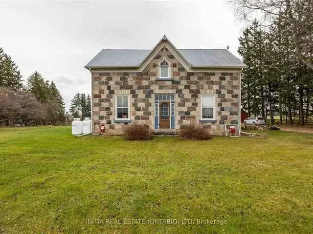 Beautiful Stone Farmhouse near Durham Ontario