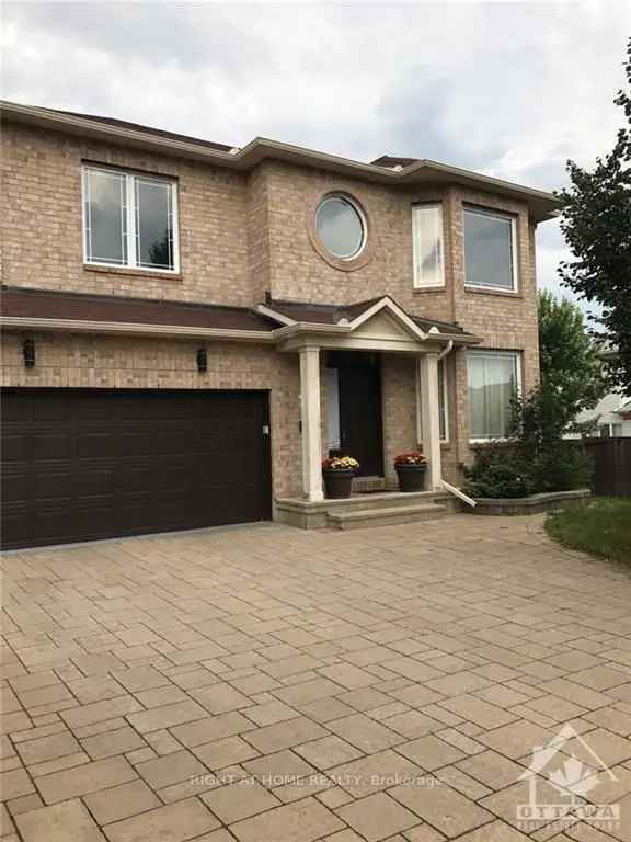 House For Sale in Ottawa, Ontario