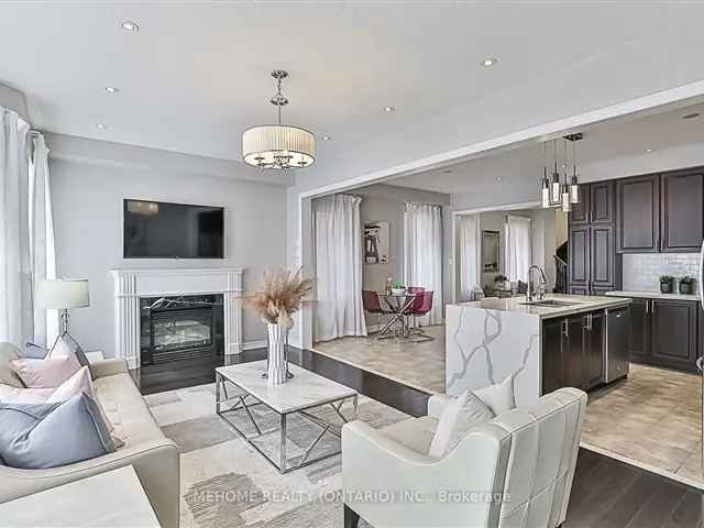 4 Bedroom Semi-Detached Home in Markham Berczy