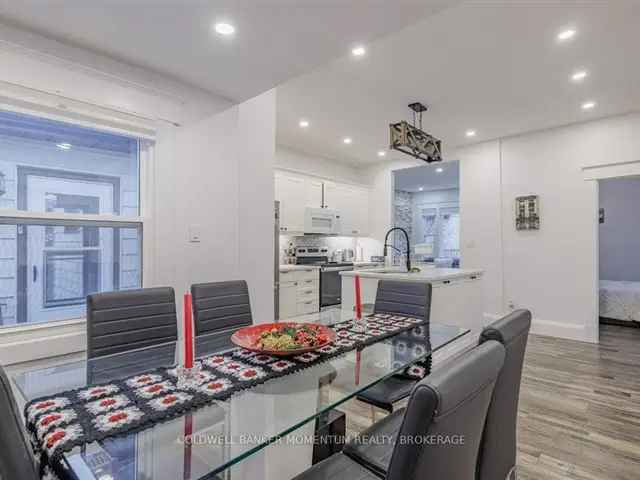 Dream Kitchen Family Home Updated Electric 3 Car Parking