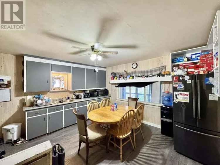 800 sq ft Rancher with Detached Cabin Shop on 2.3 Acres