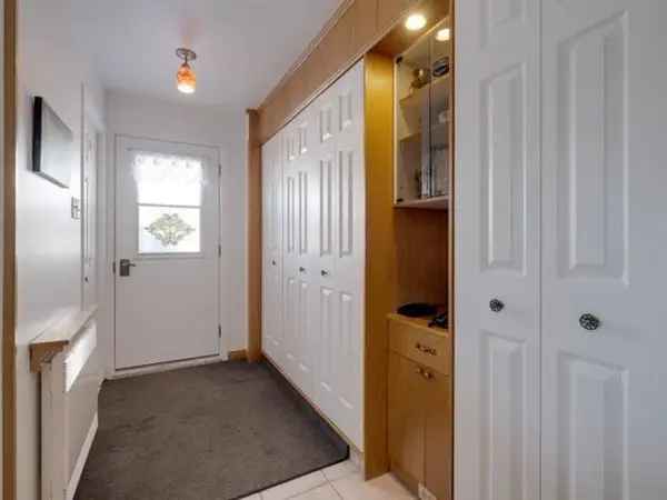 One and a Half Storey House for Sale near St Lawrence River