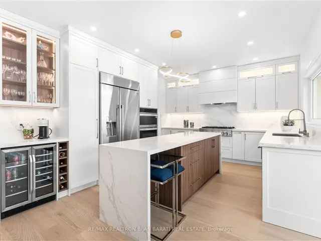 Upgraded 2-Storey Custom Home in Willowdale East