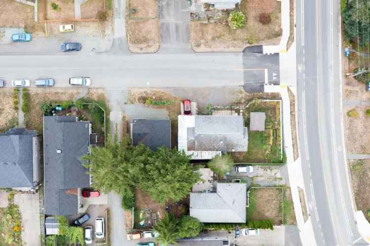 Two Homes in South Nanaimo Near VIU