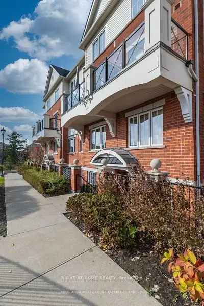 2 Beds 2 Baths Townhouse Uptown Oakville Parking Locker