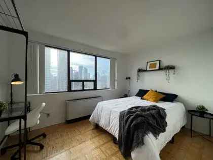 1 room apartment of 328 m² in Toronto