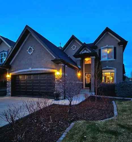 Luxury 5-Bedroom Tuscany Home Backing onto Greenspace