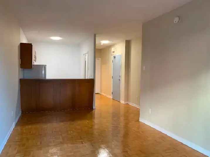 ALL INCLUDED - 3 1/2 - 1 Bedroom Apartment in NDG with Balcony