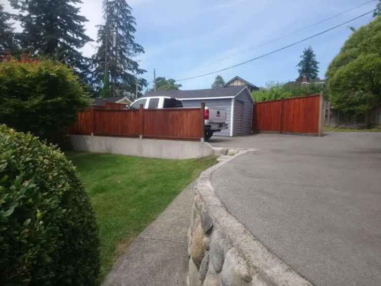 A $1,738,000.00 House/Single Family with 3 bedrooms in Lower Lonsdale, North Vancouver