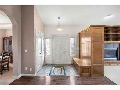 Royal Oak Walkout Bungalow Pond Mountain Views 5 Beds 3 Baths